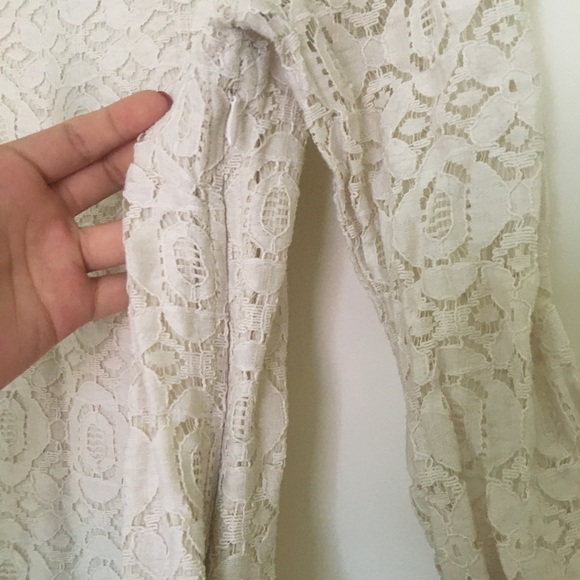 Lace Half-Sleeved Top - Picture 3 of 5